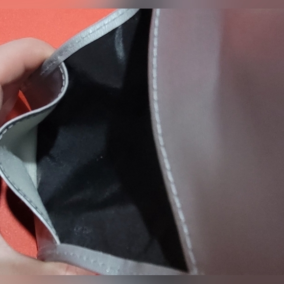 Mary Kay card holder - Picture 4 of 5